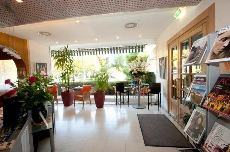 Hostellerie De La Vendee Lancy Dalaman gambar